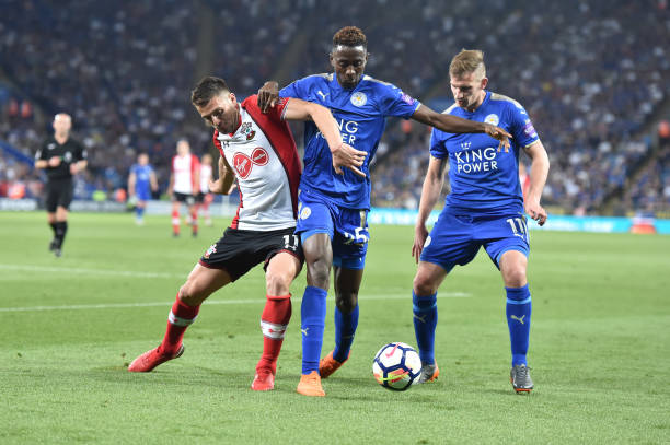 稳定舆论 稳定舆论